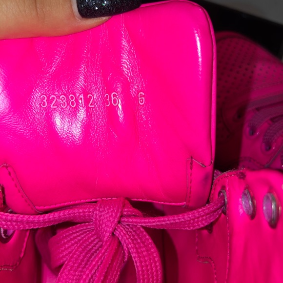 GUCCI - Neon Pink High Top sneakers - Size 6 - Picture 7 of 8